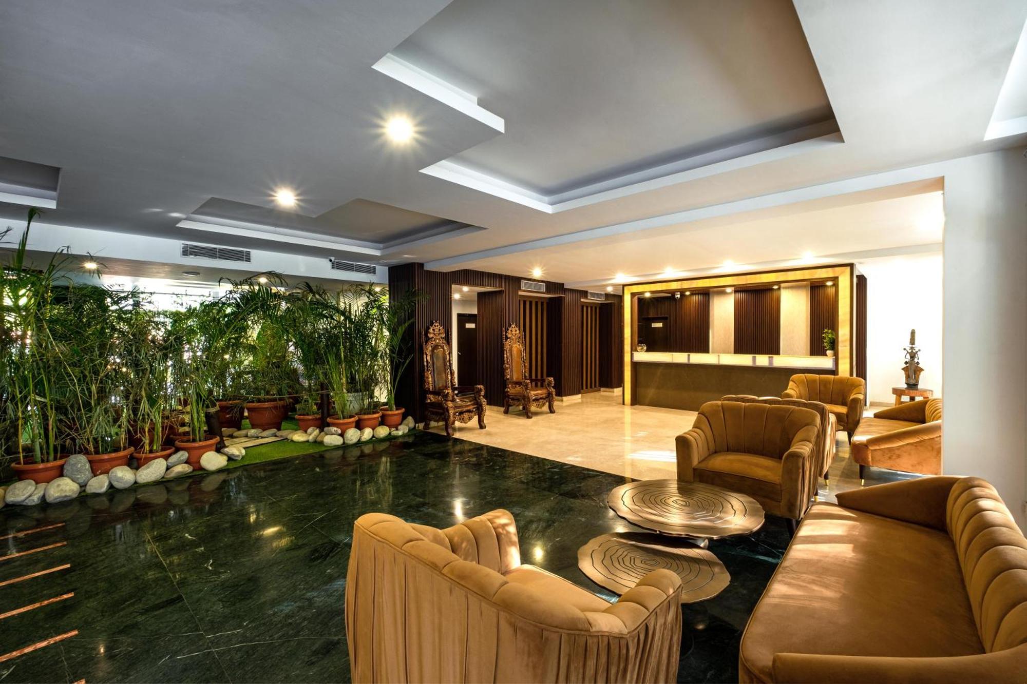 Country Inn Ayodhya - Opposite Airport Exterior foto